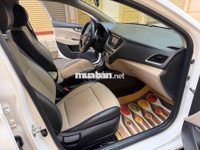 Hyundai Accent ATH 2019 Số tự động Trắng