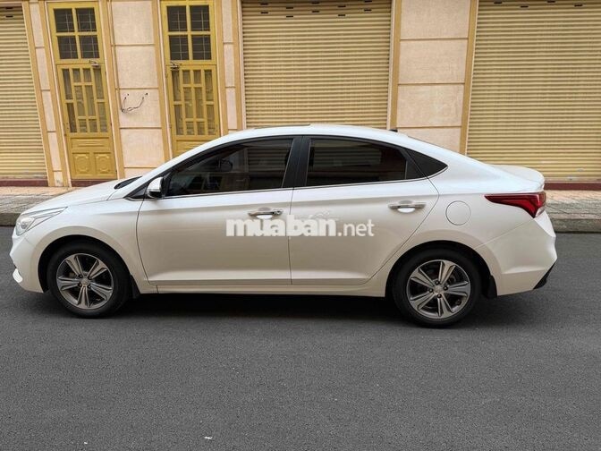 Hyundai Accent ATH 2019 Số tự động Trắng