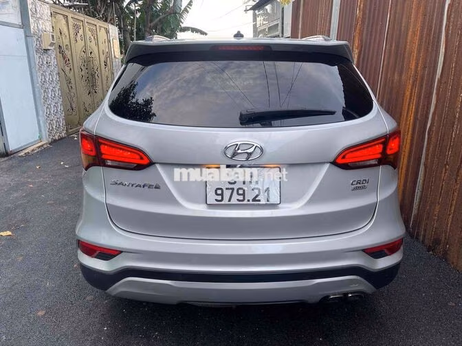 Hyundai Santa Fe 2016 Full Tự động Dầu ngay chủ