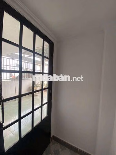 CHO THUÊ NHÀ HẢM XE TẢI ĐẬU CỬA NỘI THẤT CƠ BẢN PHAN HUY ÍCH P14 3P 2W