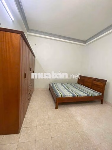 CHO THUÊ NHÀ HẢM XE TẢI ĐẬU CỬA NỘI THẤT CƠ BẢN PHAN HUY ÍCH P14 3P 2W