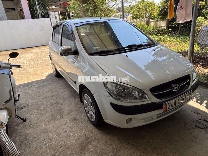 Hyundai Getz 2010 Trắng Xe gia đình
