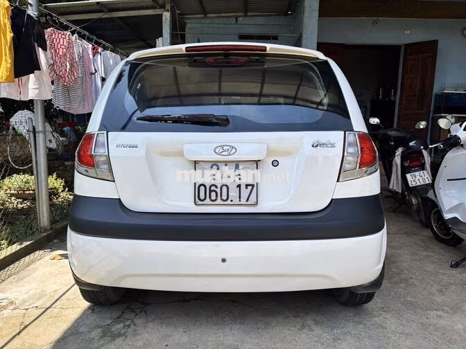 Hyundai Getz 2010 Trắng Xe gia đình