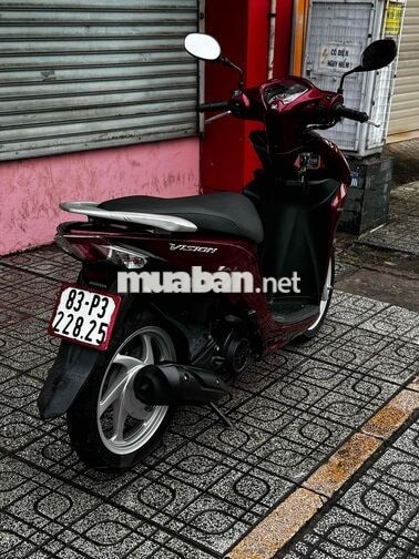Honda Vision 2018 Đỏ đen xe zin 100% bao êm