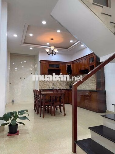 Cho thuê nhà nguyên căn 5PN – Hẻm xe hơi – Gần Vạn Phúc City, Cân Nhơn