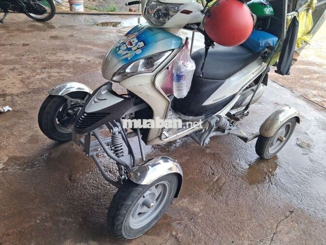 Honda Vision Trắng 2 chỗ