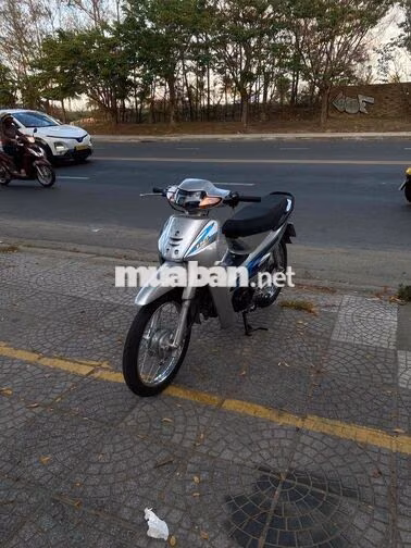 Xe số Wave Bạc