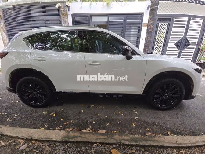 Mazda CX-5 Premium Trắng 5 chỗ Tự động