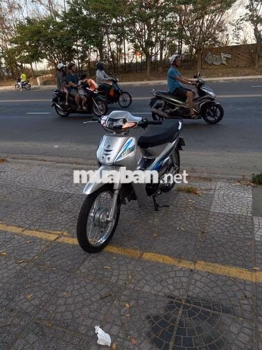 Xe số Wave Bạc
