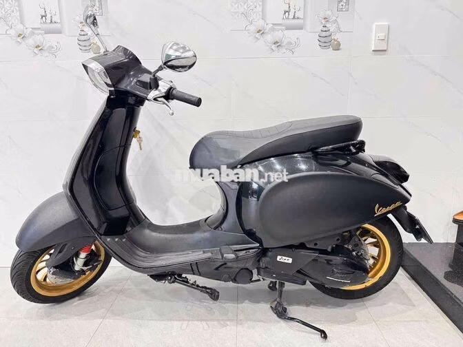Piaggio Vespa Sprint Đen