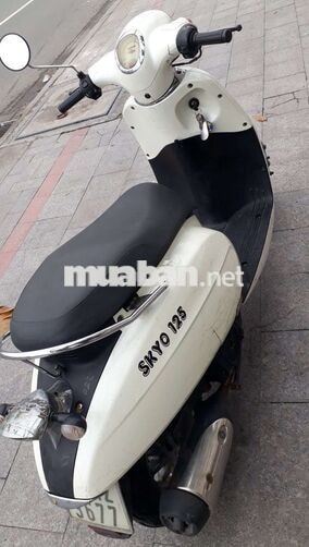 Xe máy SKYO 125 Trắng