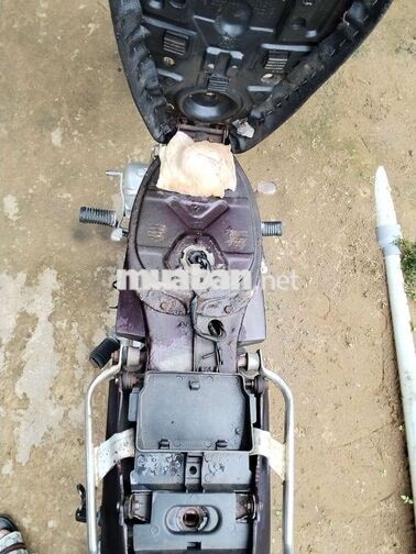 Honda Dream Nữ Chạy
