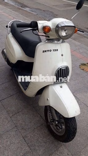 Xe máy SKYO 125 Trắng