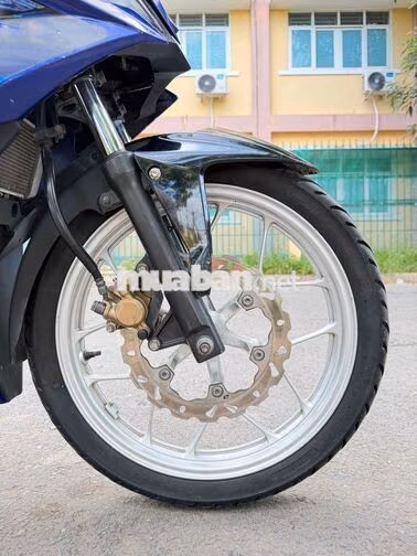 Winner v1 2018 xanh đen bstp chính chủ bao kí
