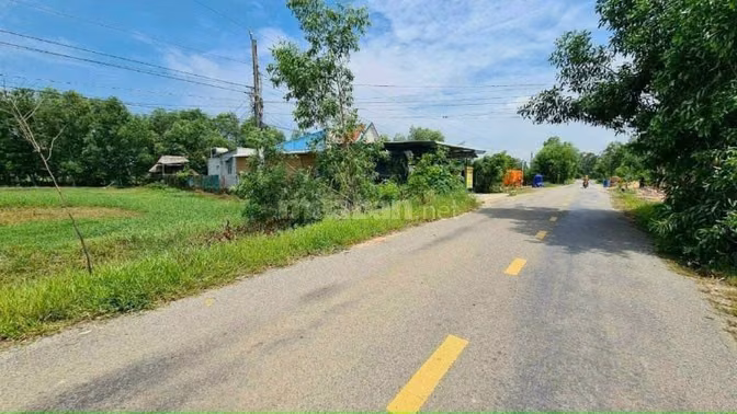 Chính chủ cần bán mặt tiền nhựa An Thuận, Đức Hoà, Long An