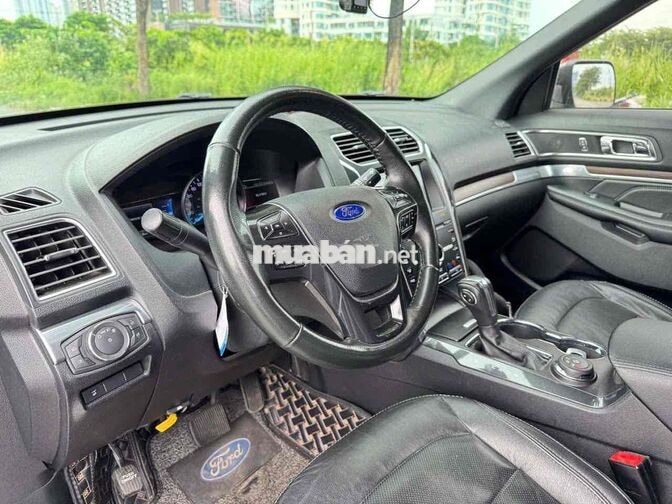 Ford Explorer 2.3 EcoBoost 2019 Xám 7 chỗ 6 vạn km