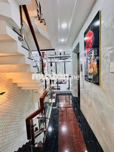 NHÀ MỚI XÂY 5 TẦNG-THANG MÁY 450KG-FULL NỘI THẤT CAO CẤP-QUANG TRUNG