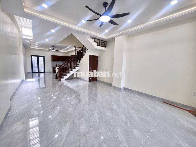 CHO THUÊ NHÀ Ở KINH DOANH 4 PHÒNG MẶT ĐƯỜNG CHÍNH KHU AN BÌNH TÂN