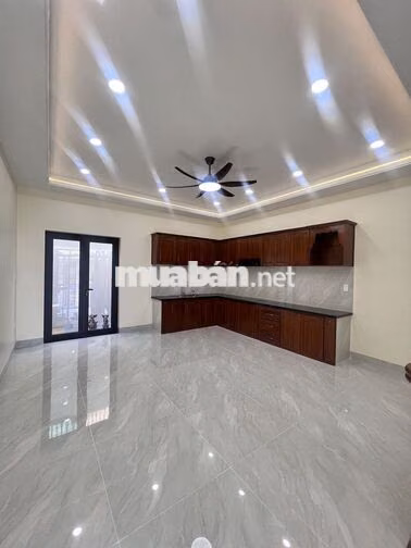 CHO THUÊ NHÀ Ở KINH DOANH 4 PHÒNG MẶT ĐƯỜNG CHÍNH KHU AN BÌNH TÂN