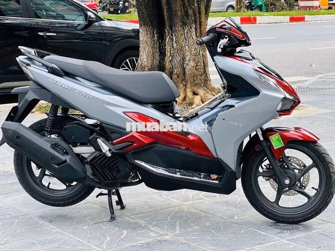 Honda Air Blade 125cc Đỏ, Xám chính chủ