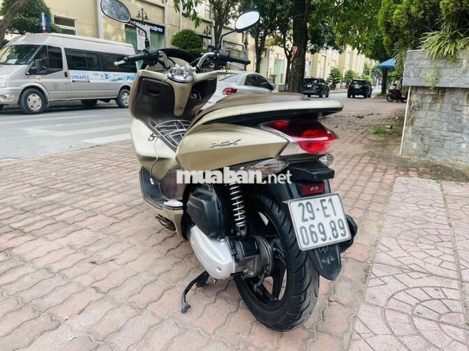 Honda PCX125 Vàng cát nhập khẩu thái lan