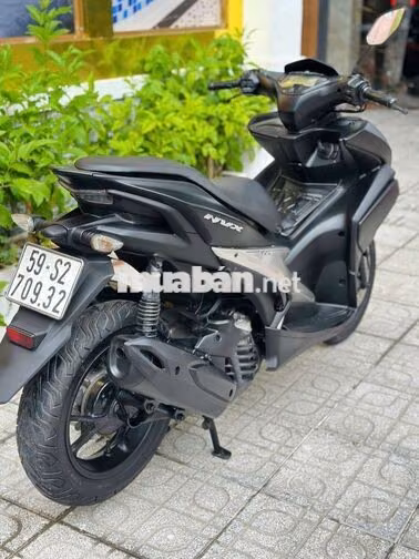 Yamaha NVX 155 Đen