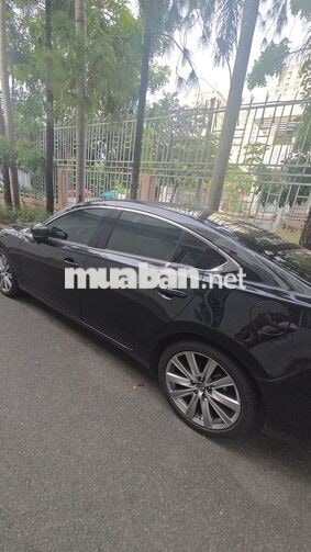 Mazda 6 Premium 2024 Đen 2700km