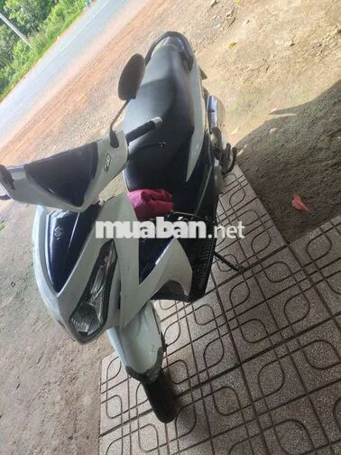 Suzuki Impulse 2016 Trắng, Xanh 30 ngàn km