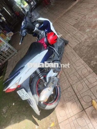 Suzuki Impulse 2016 Trắng, Xanh 30 ngàn km