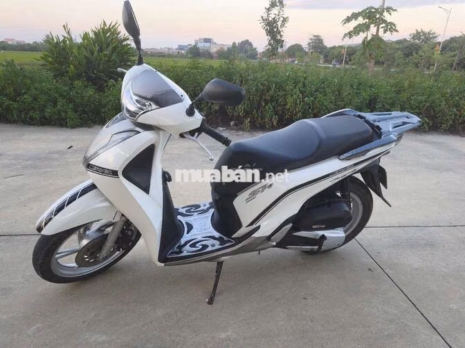 Honda SH 2019 Trắng bạc