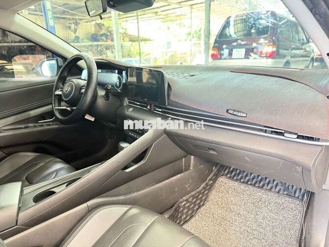 Hyundai Elantra 2022 1.6AT đặc biệt Xám