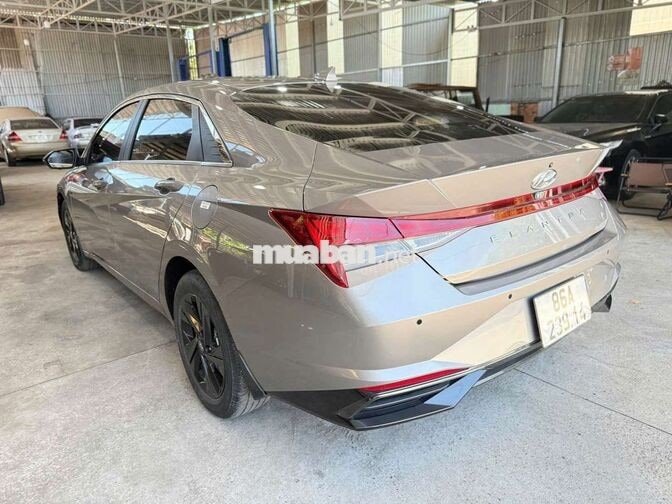 Hyundai Elantra 2022 1.6AT đặc biệt Xám