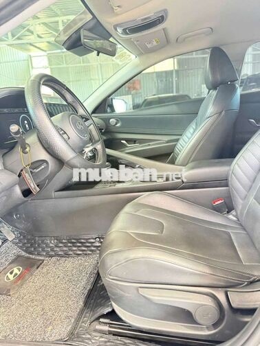 Hyundai Elantra 2022 1.6AT đặc biệt Xám