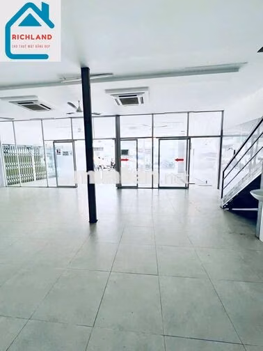 🔥 Cho thuê Nhà Mặt Tiền Phan Đình Phùng, Phú Nhuận– 10x32m, NỞ HẬU 12m