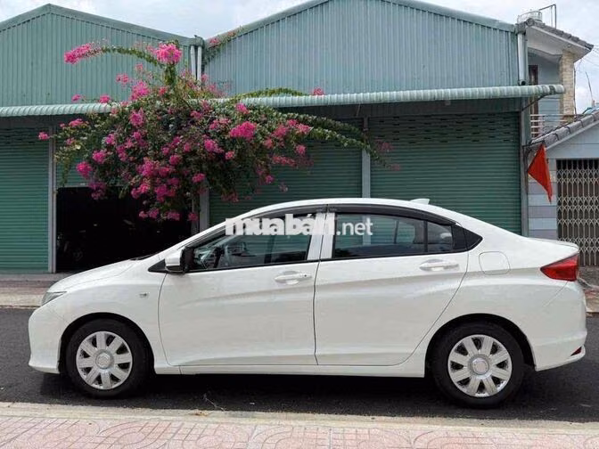 Honda City 2017 Số sàn Trắng