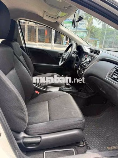 Honda City 2017 Số sàn Trắng