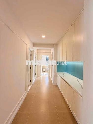 Bán căn hộ Mỹ Khánh, Phú Mỹ Hưng, Quận 7 view hồ bơi nội thất cao cấp