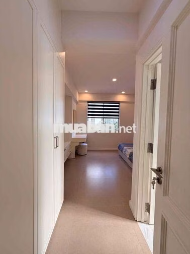 Bán căn hộ Mỹ Khánh, Phú Mỹ Hưng, Quận 7 view hồ bơi nội thất cao cấp