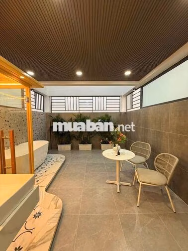 BÁN NHÀ MẶT TIỀN ĐƯỜNG  - 5 TẦNG - THỚI AN Q12. GIÁ  : 8,9 TỶ 