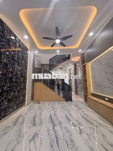 CẦN BÁN CĂN NHÀ. SỔ CHUNG 3 CĂN. GIỮ SỔ GỐC. GẦN CHỢ THỚI TỨ. HẺM XE H
