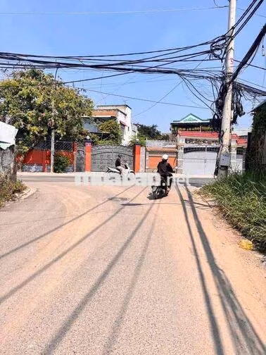CẦN BÁN 2 LÔ ĐẤT MẶT TIỀN ĐÔNG THẠNH8-1. GẦN CHỢ GẤU LÊ VĂN KHƯƠNG