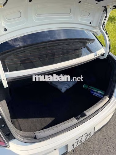 Hyundai Grand i10 2022 Trắng 129826 km