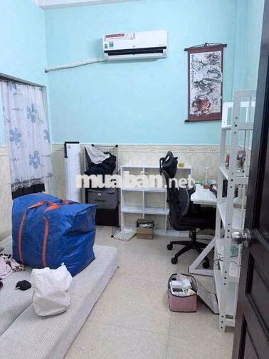 Nhà Cho Thuê Rẻ Đẹp 4x14 2pn 2 wc