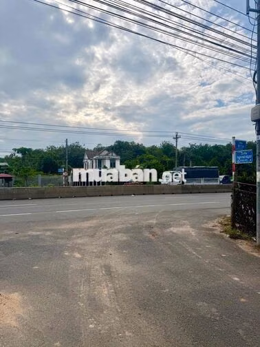 Bán đất Chánh Phú Hoà đường nhựa 5,5m cách đường DT741 tầm 70m dân đôn