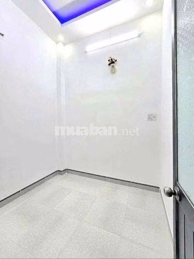 Cho thuê nhà nguyên căn 2Pn 2wc gần NH Agribank 6tr