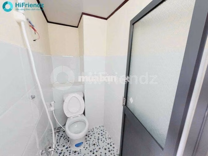 DUPLEX SIÊU RỘNG THOÁNG THANG MÁY GẦN UEH SÁT QUẬN 10 Ở ĐƯỢC 3-4 BẠN