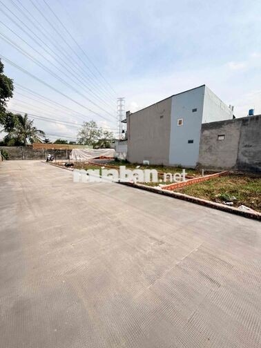 BÁN ĐẤT THỔ CƯ GẦN NGÃ BA ĐÔNG QUAN GIÁP VỚI QUẬN 12 ĐƯỜNG XE HƠI TỚI