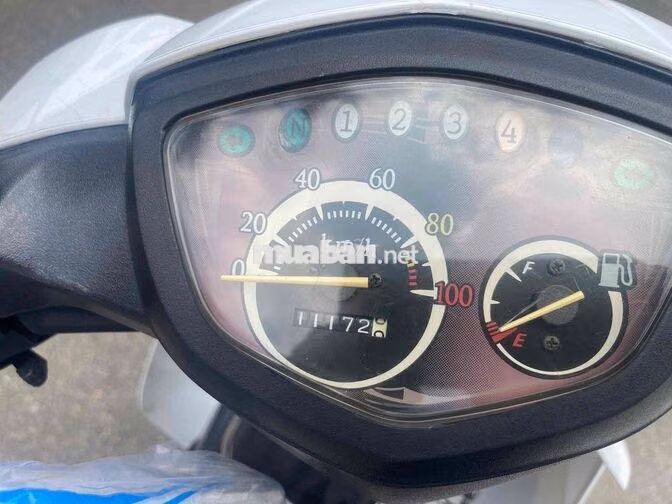 Sirius Trắng 11.172 km