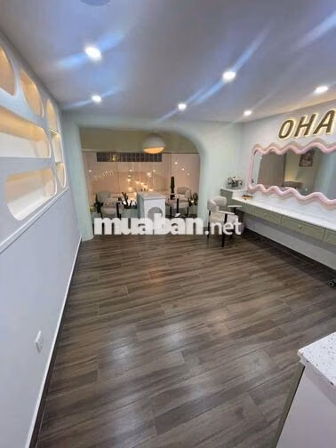 bán nhà 5 tầng có Thang Máy ,Mặt Tiền Lý Thường Kiệt,Quận 10, 31,5 tỷ