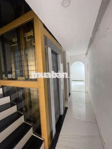 bán nhà 5 tầng có Thang Máy ,Mặt Tiền Lý Thường Kiệt,Quận 10, 31,5 tỷ